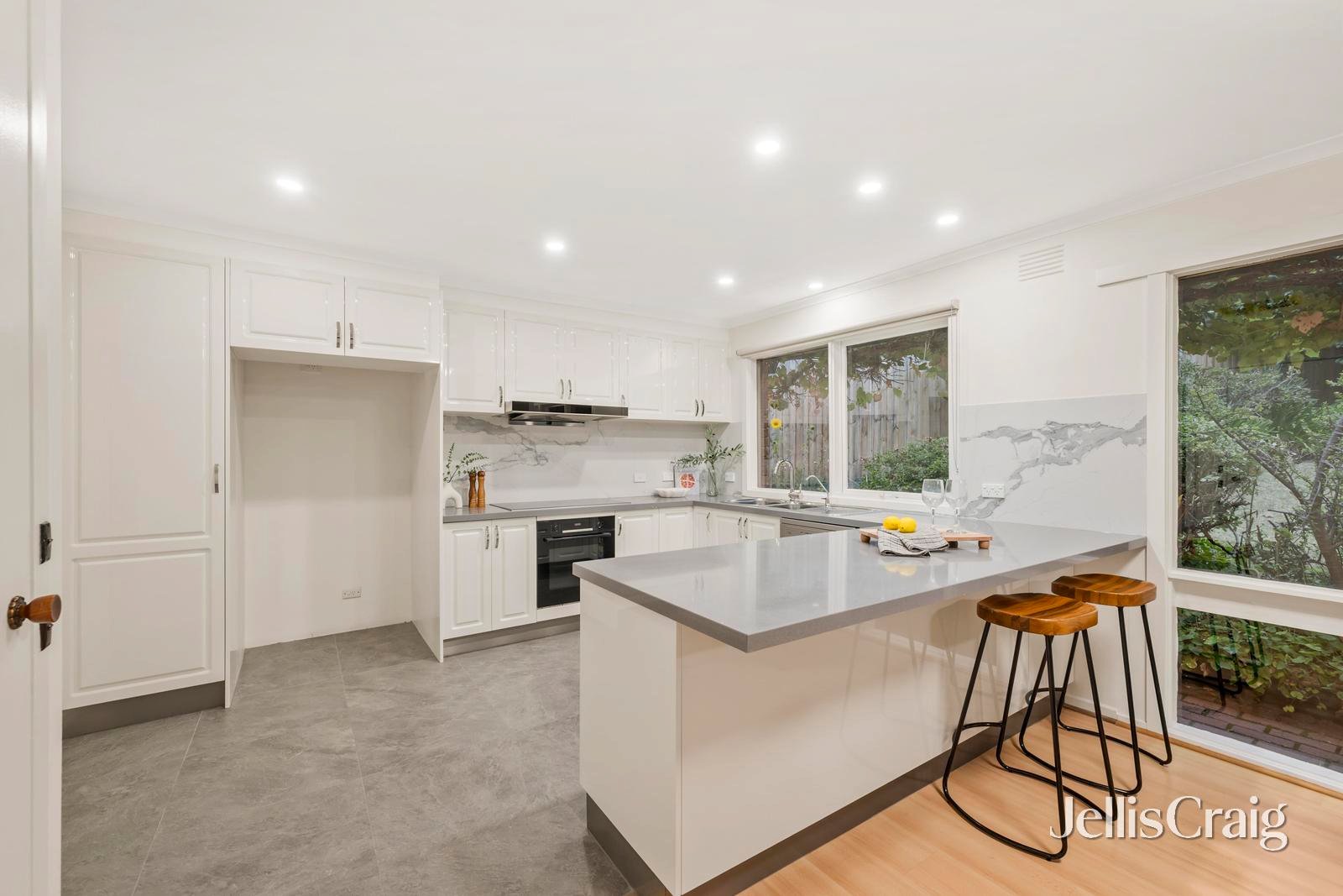 10 Sabason Court, Doncaster&nbsp;East image 3