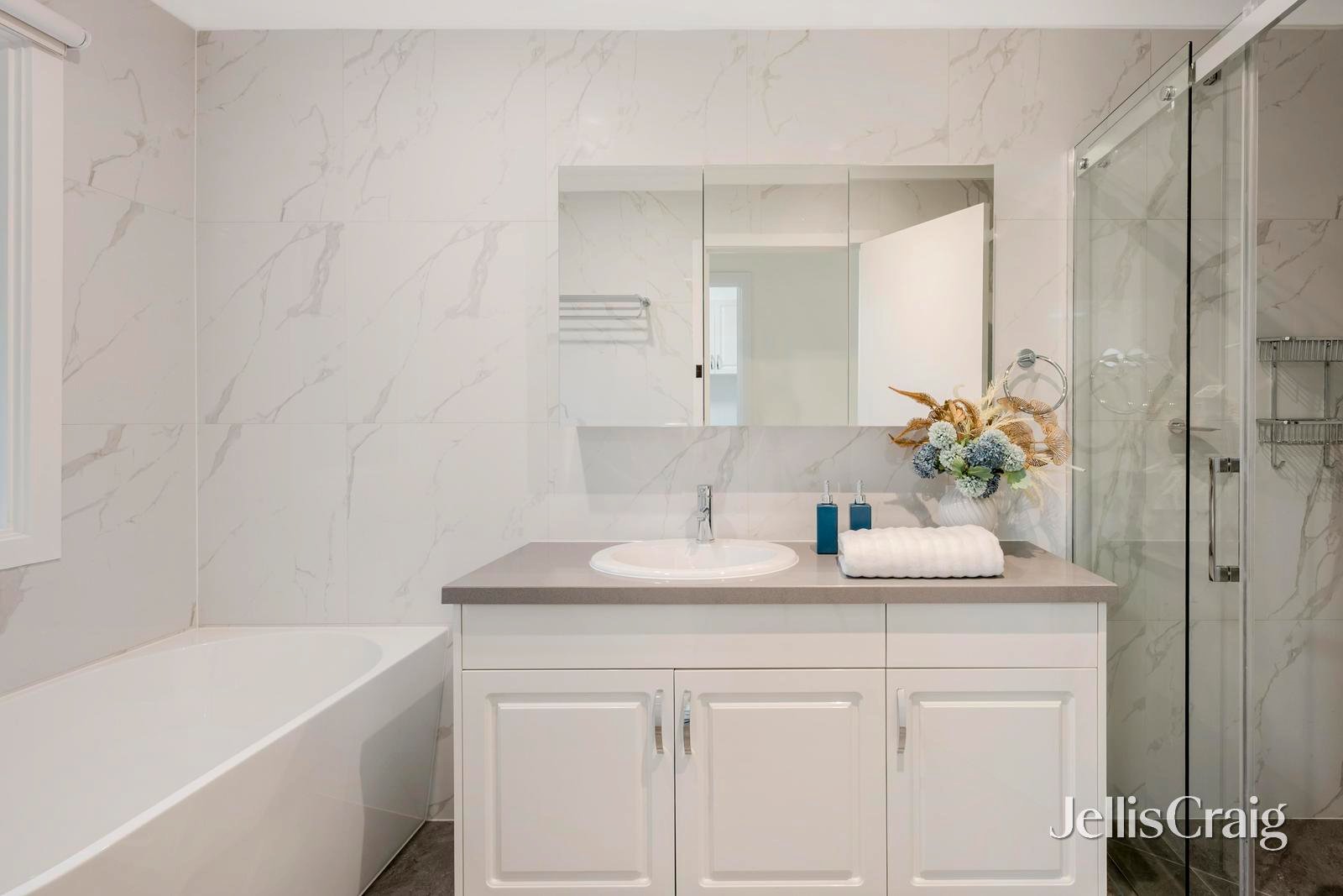 10 Sabason Court, Doncaster&nbsp;East image 12