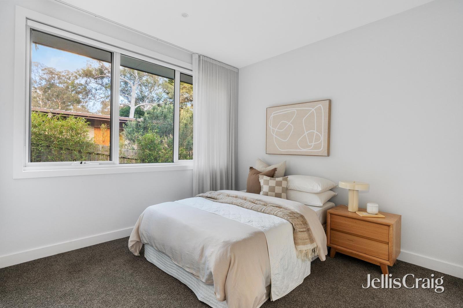 10 Sackville Street, Montmorency image 11