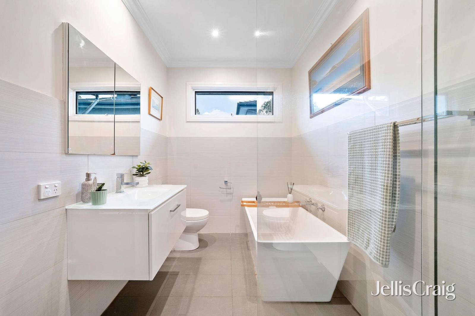 10 Salisbury Avenue, Blackburn image 8