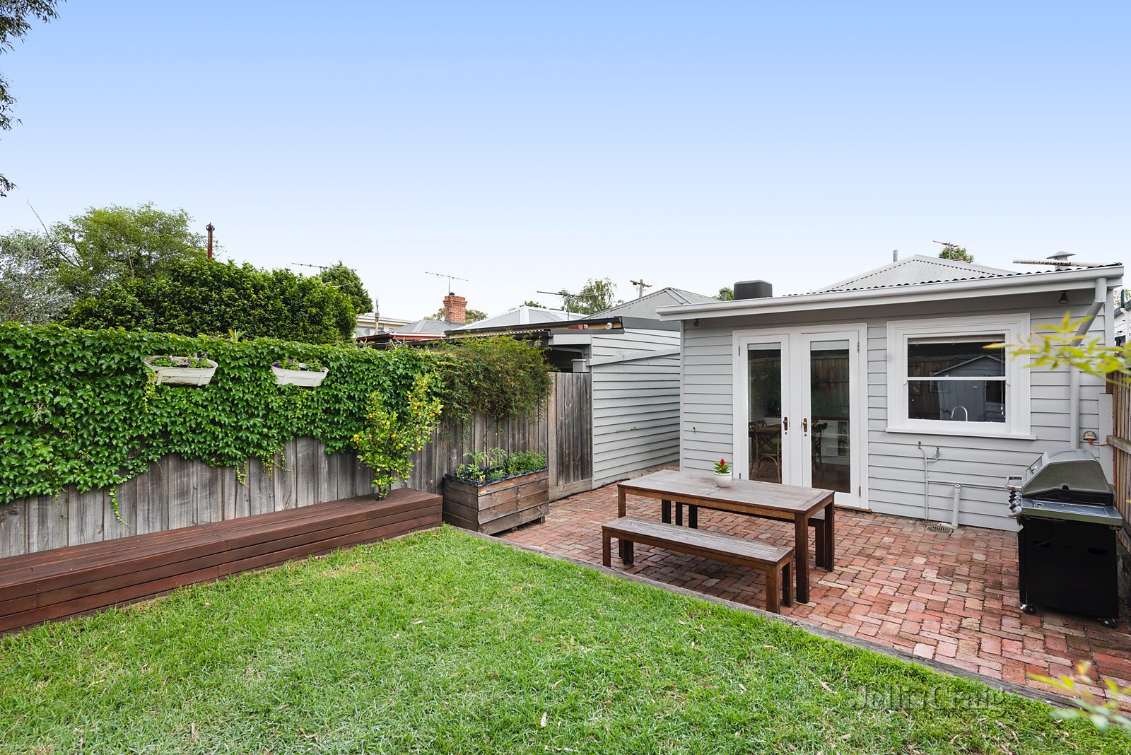 10 Salisbury Grove, Northcote image 11