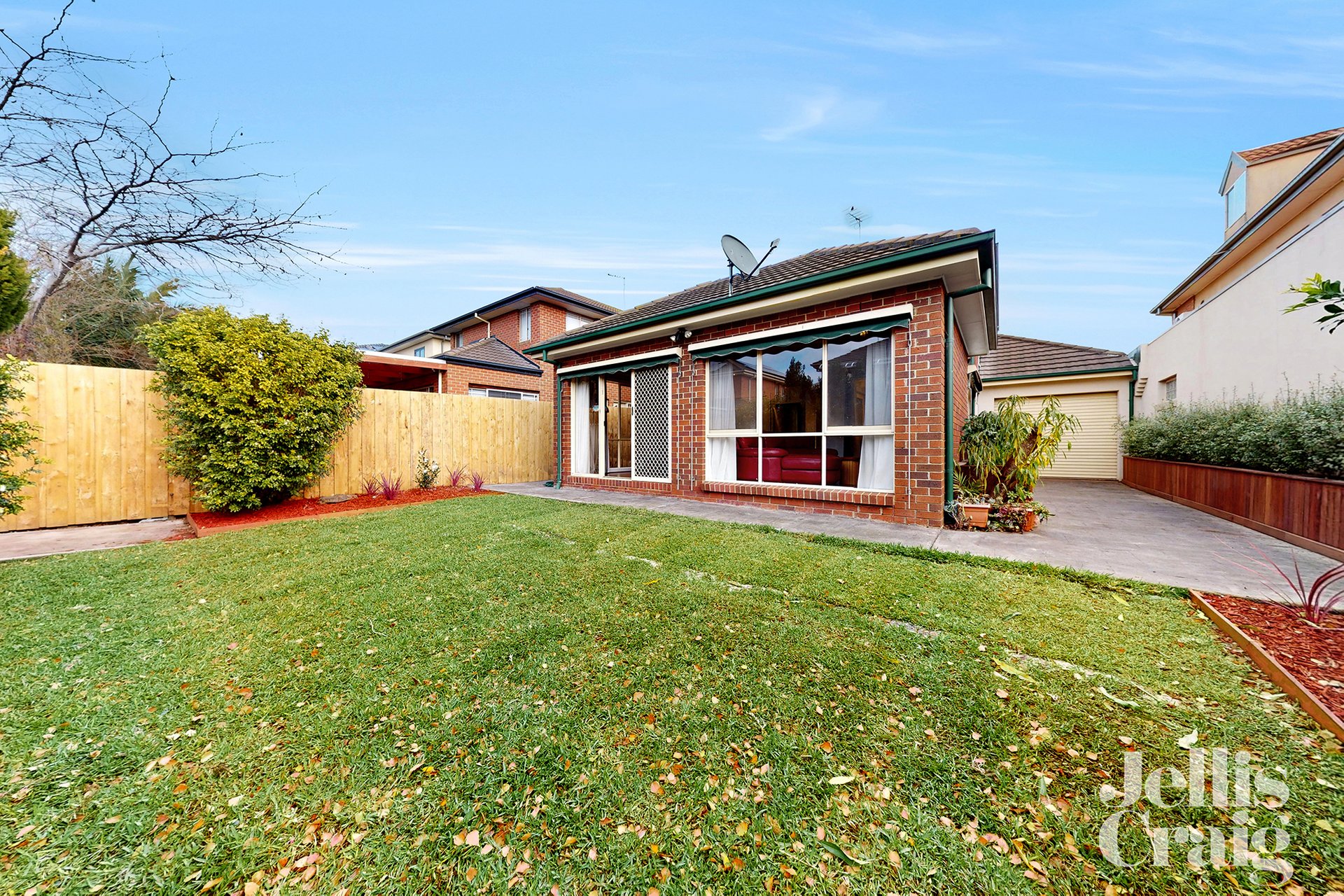 10 Saltwater Crescent, Maribyrnong image 16