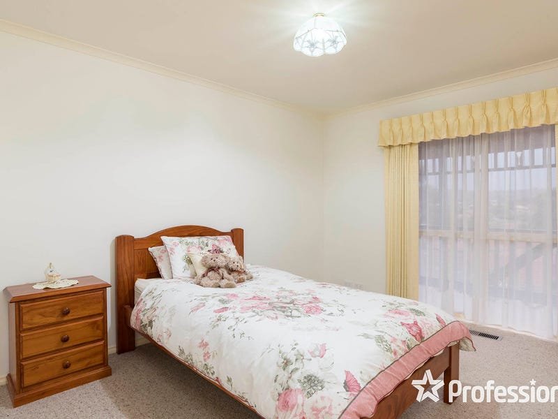 10 Sanctuary Court, Lilydale image 9