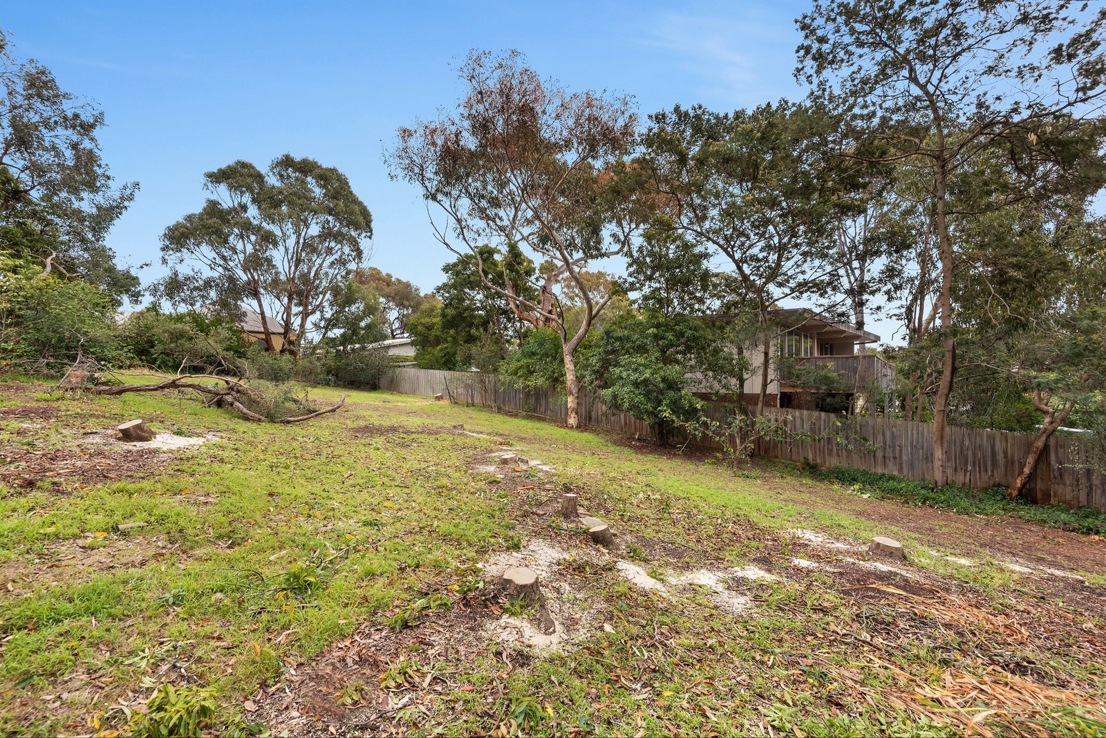 Property Gallery Thumbnail 7
