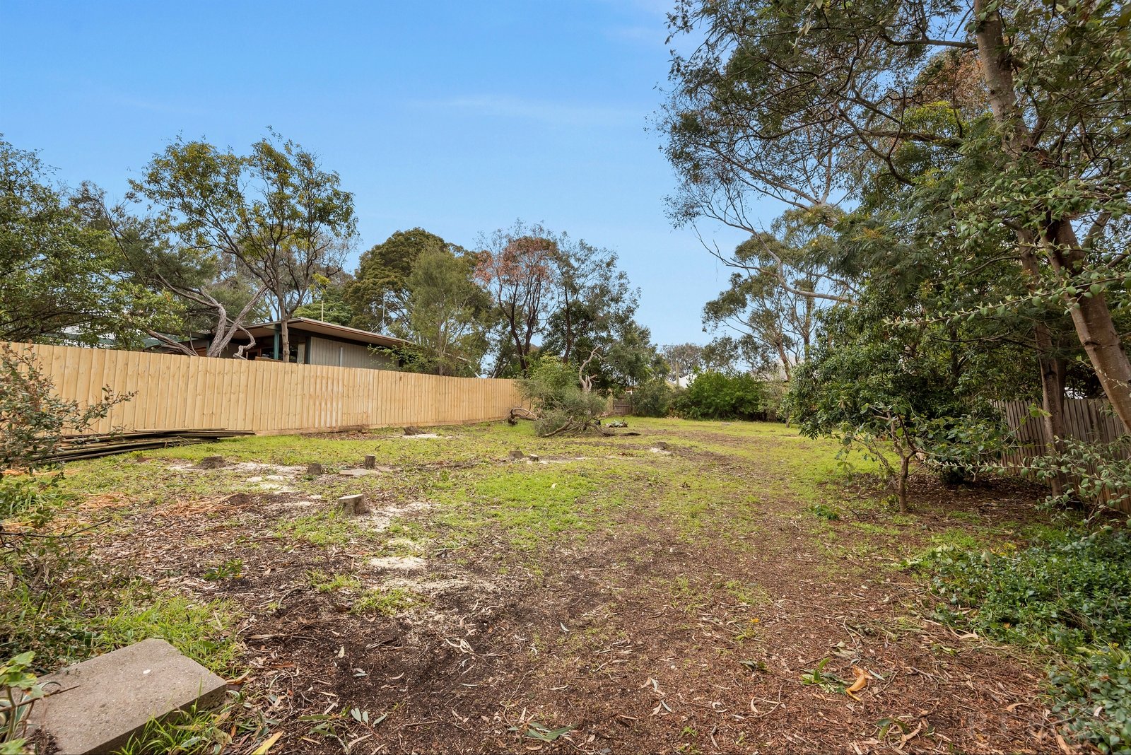 Property Gallery Thumbnail 9