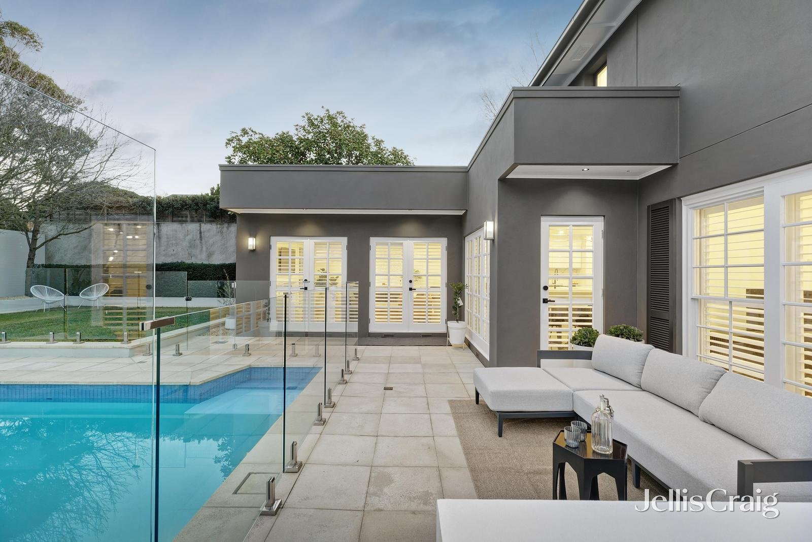10 Saturn Street, Balwyn North image 7