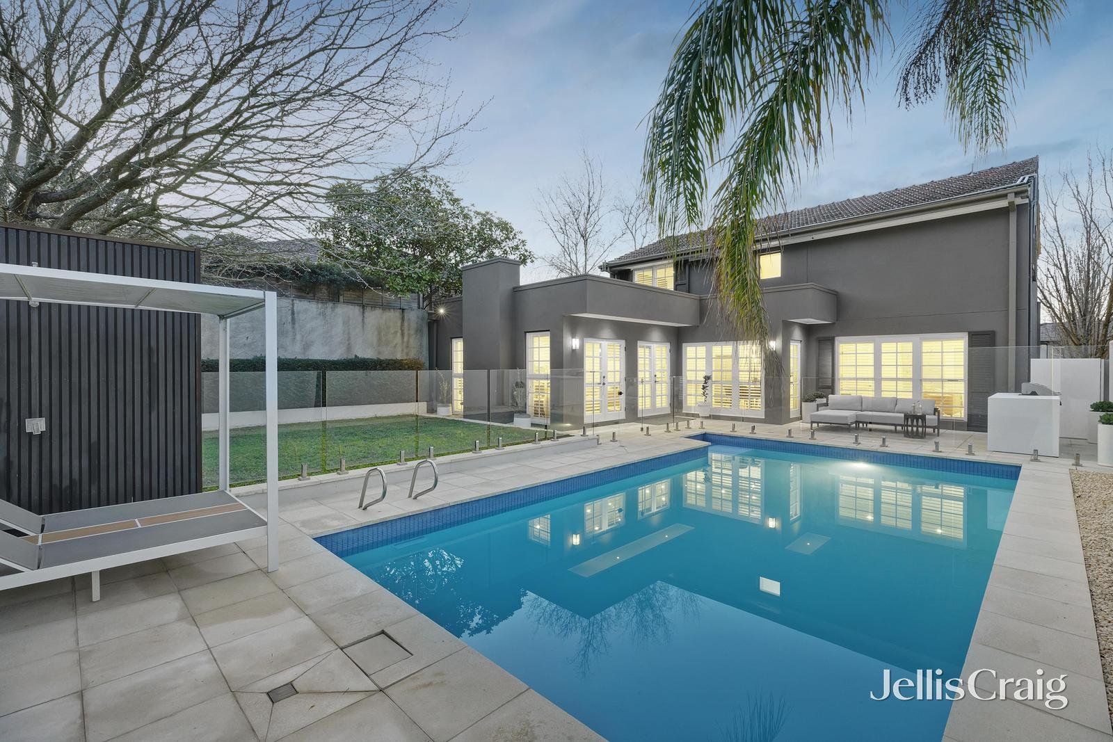 10 Saturn Street, Balwyn North image 9