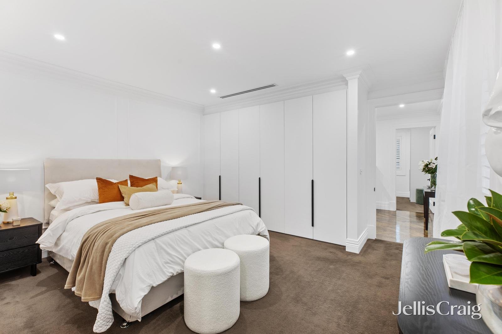 10 Saturn Street, Balwyn North image 12