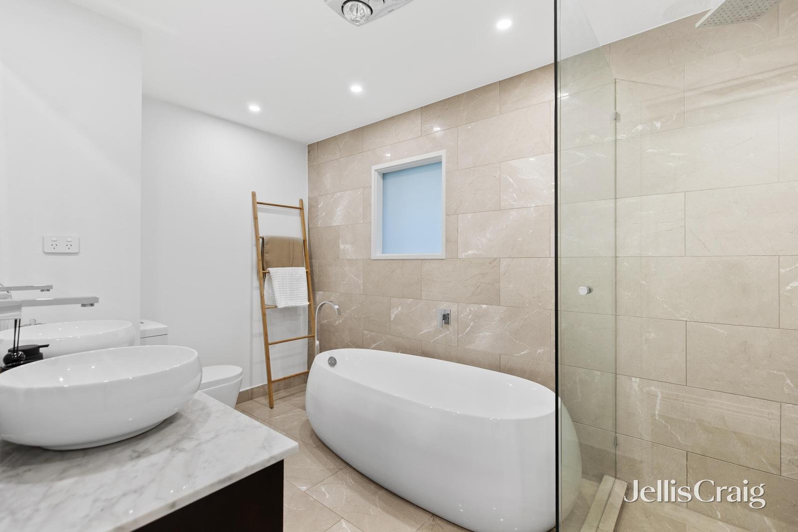 10 Saturn Street, Balwyn North image 13