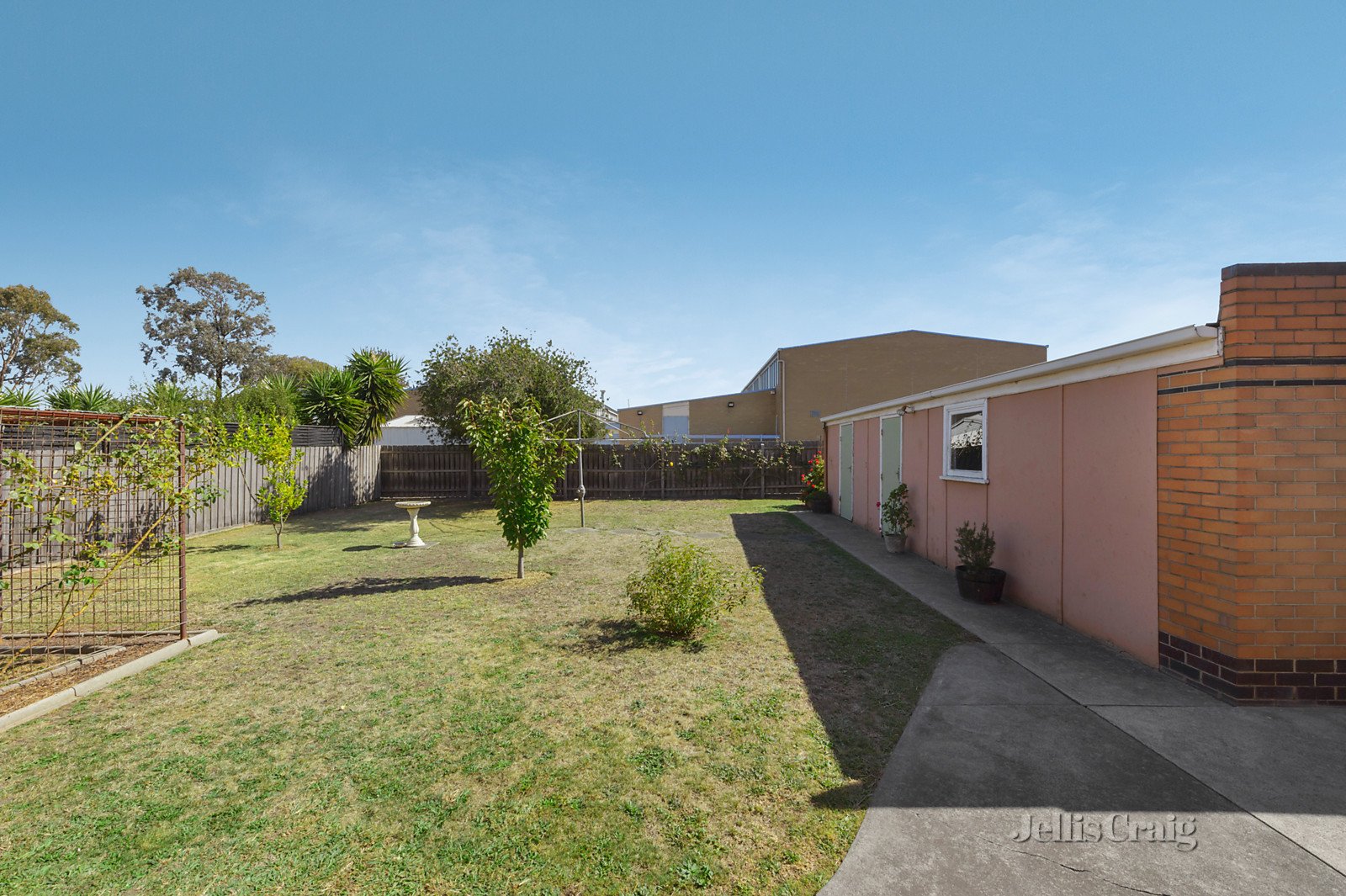 10 Selola Court, Fawkner image 6