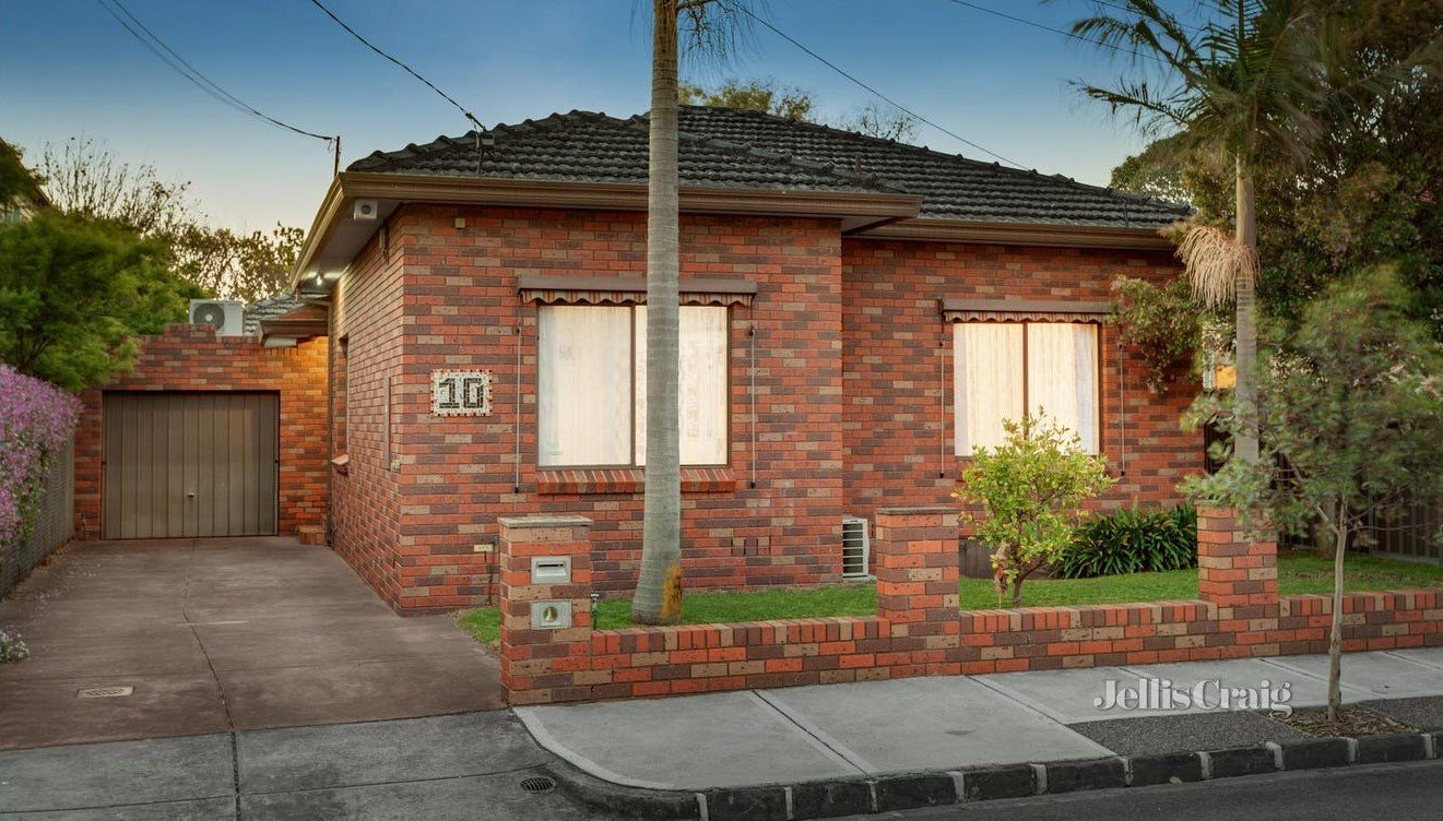 10 Seymour Avenue, Carnegie image 8