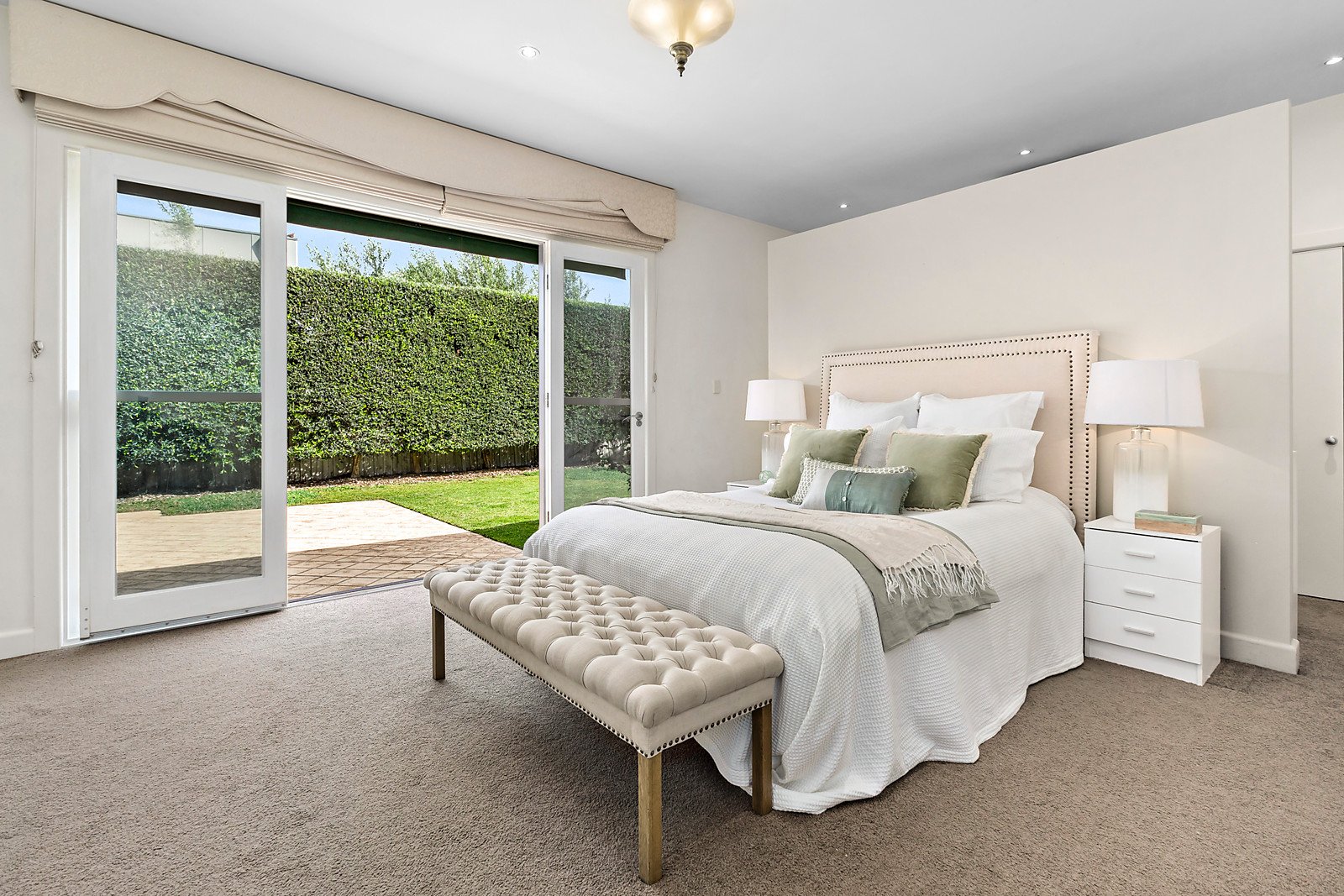 Property Gallery Thumbnail 6