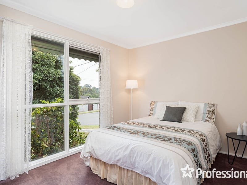 10 Sheldon Avenue, Mooroolbark image 8