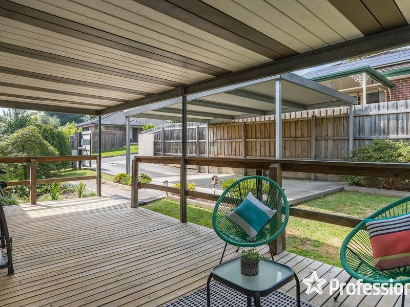 10 Sheldon Avenue, Mooroolbark image 11