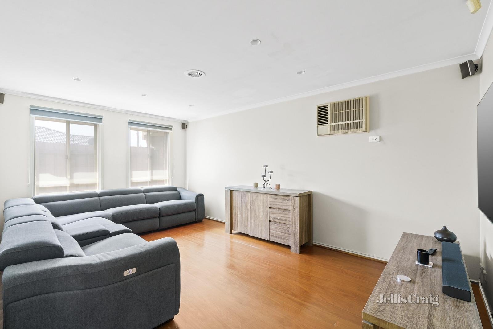 10 Shields Court, Altona Meadows image 3