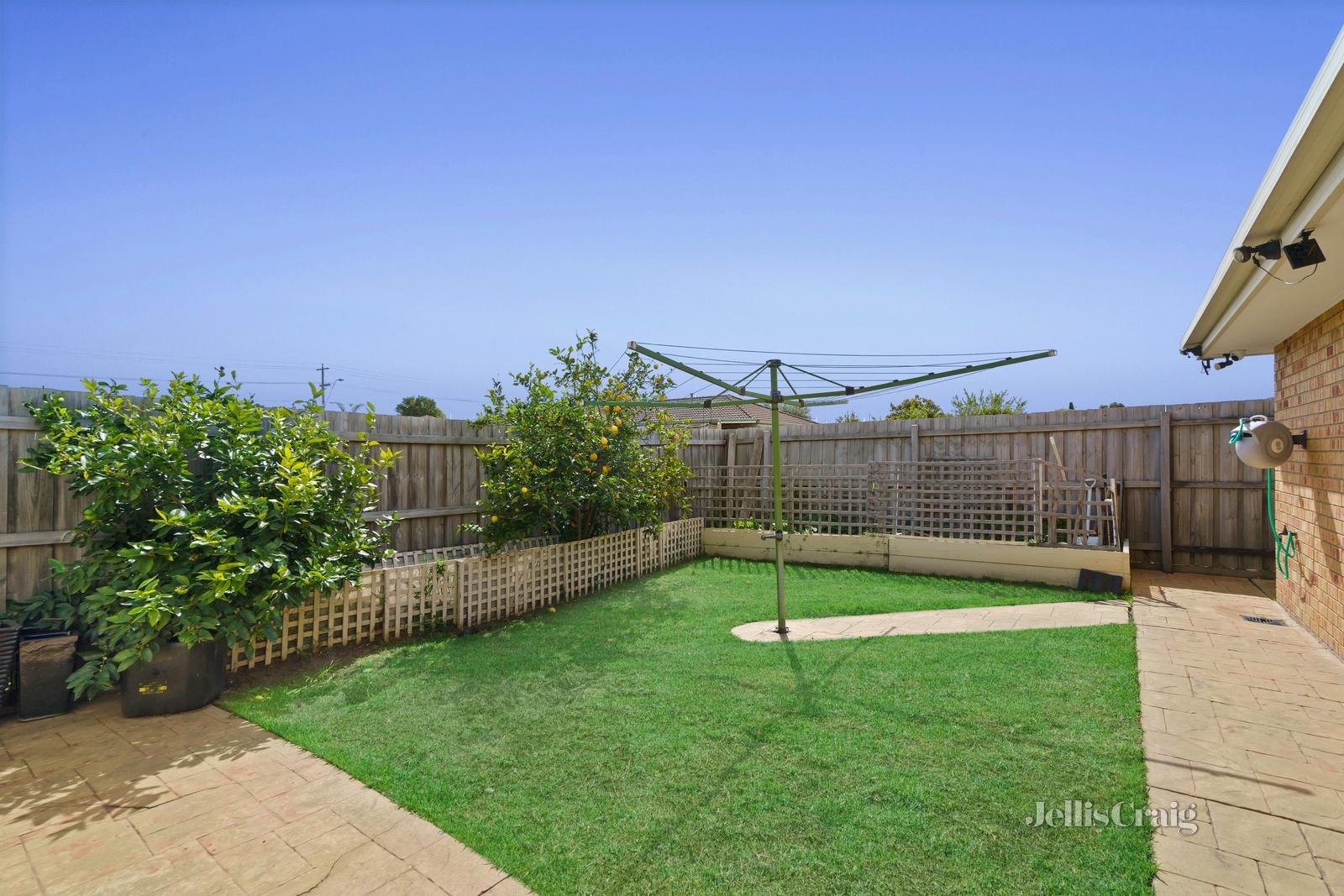 10 Shields Court, Altona Meadows image 10