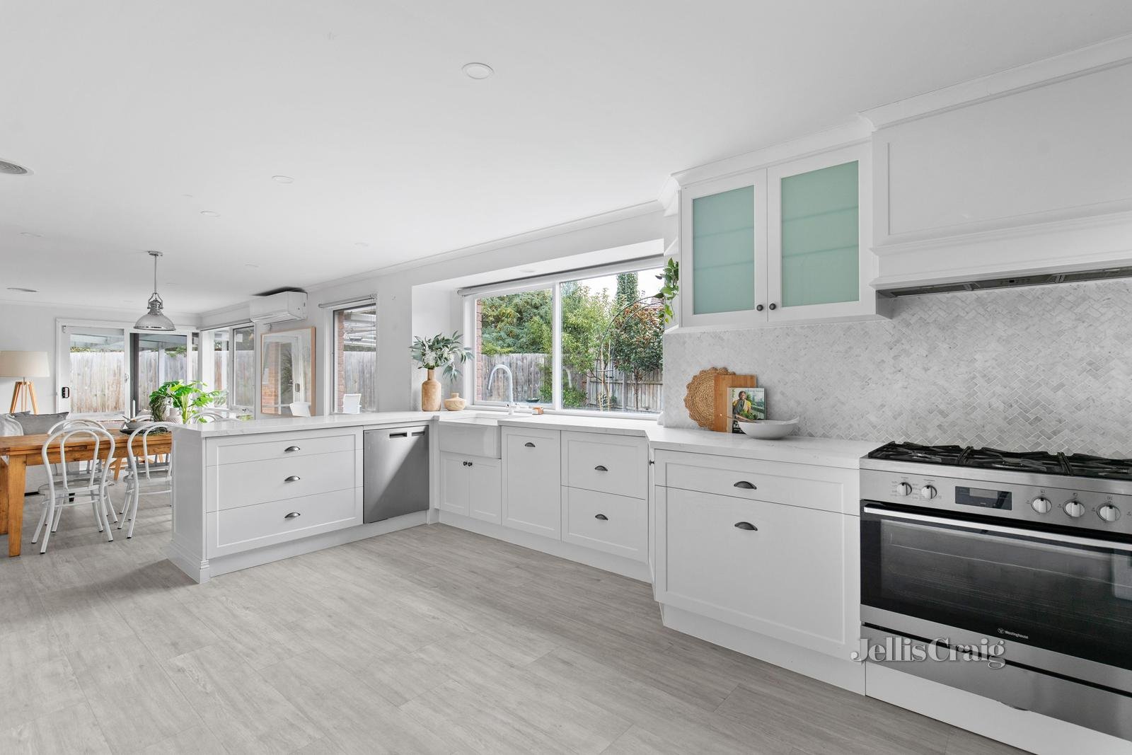 10 Skye Court, Chelsea Heights image 7