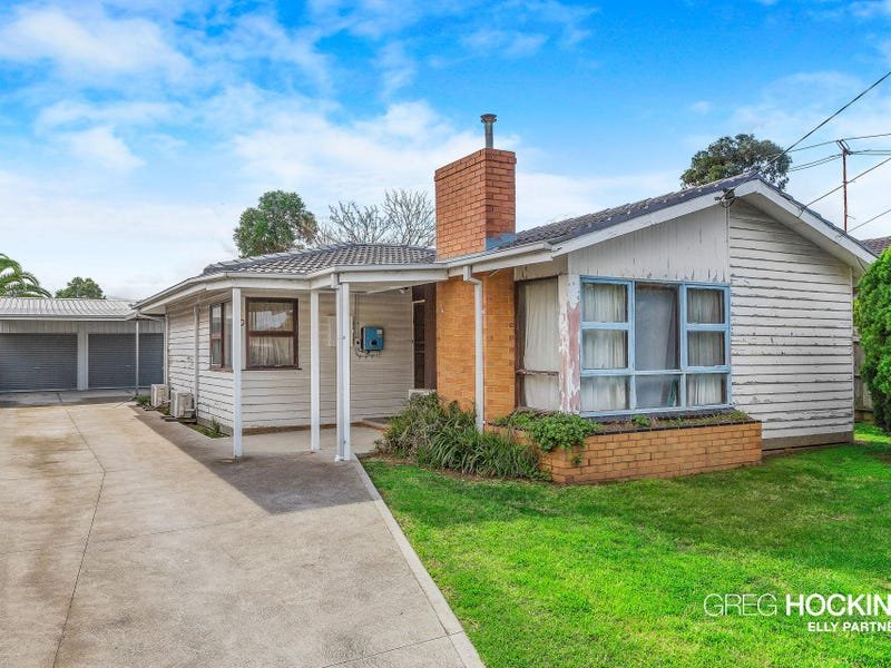 10 Spear Court, Altona image 2