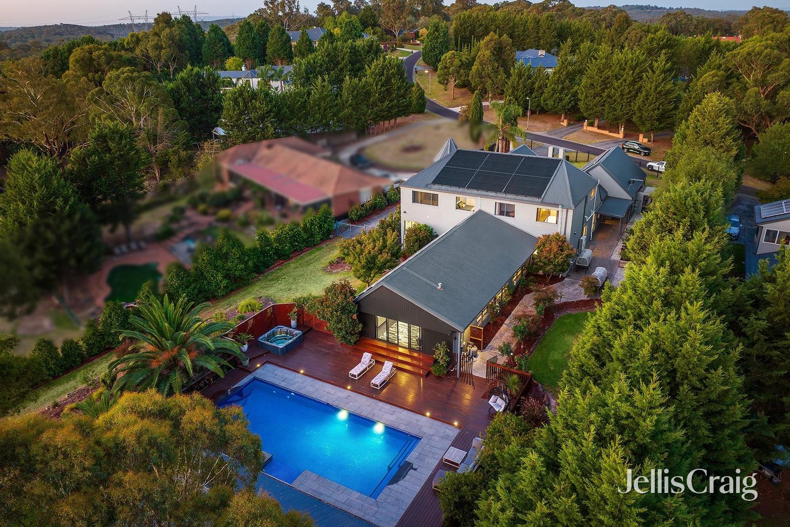 10 Speers Court, Warrandyte image 2