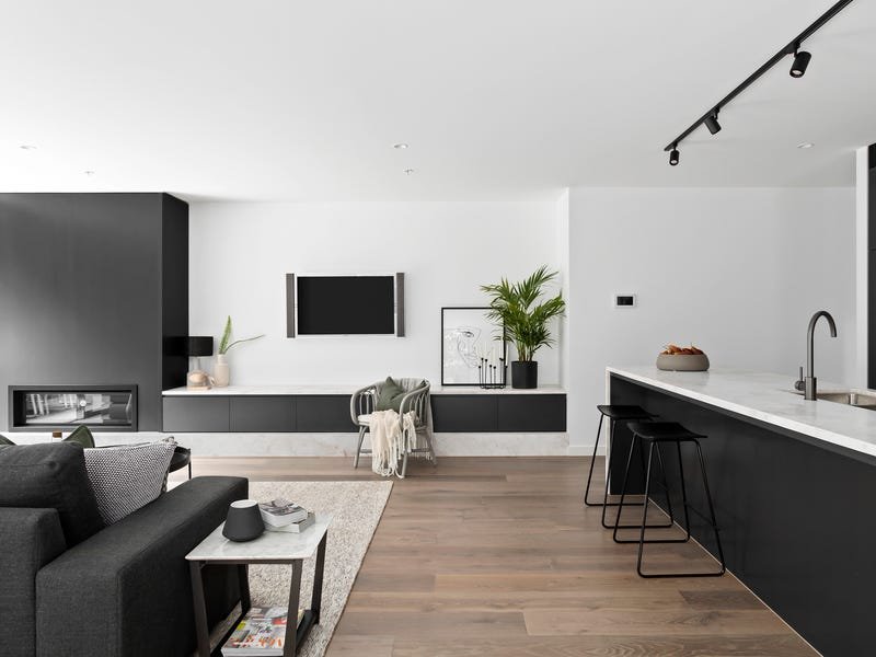 Property Gallery Thumbnail 3