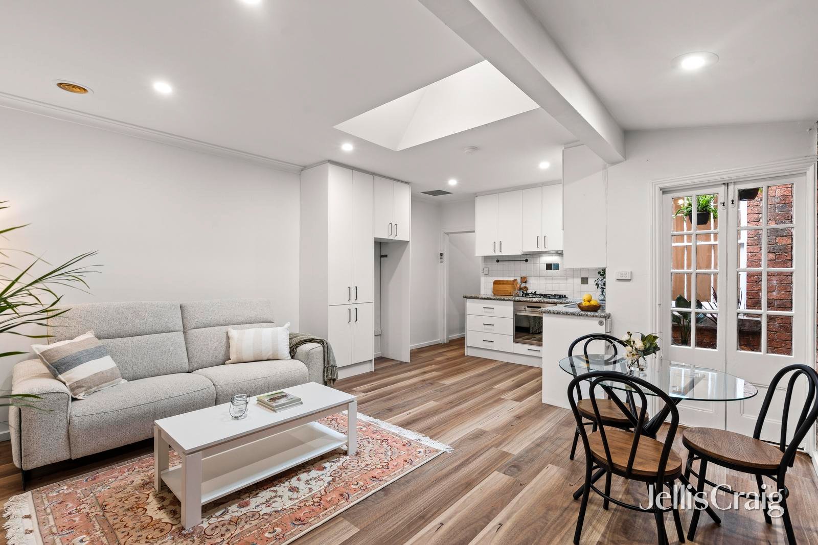 10 St Georges Road, Fitzroy&nbsp;North image 3