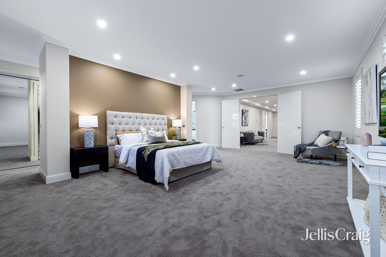 10 Subiaco Court, Glen&nbsp;Waverley image 9