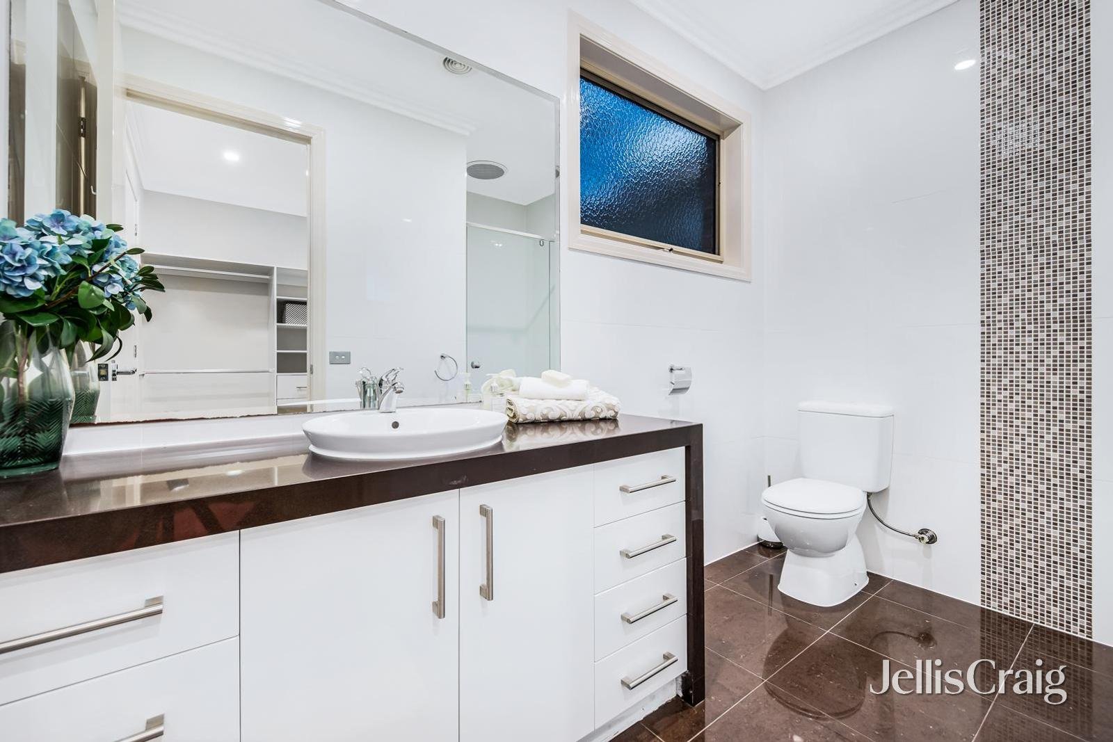 10 Subiaco Court, Glen&nbsp;Waverley image 12