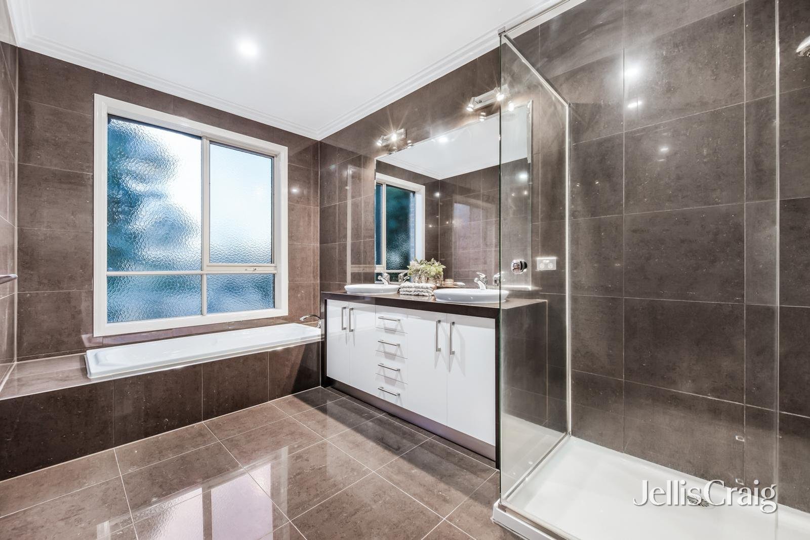 10 Subiaco Court, Glen&nbsp;Waverley image 14