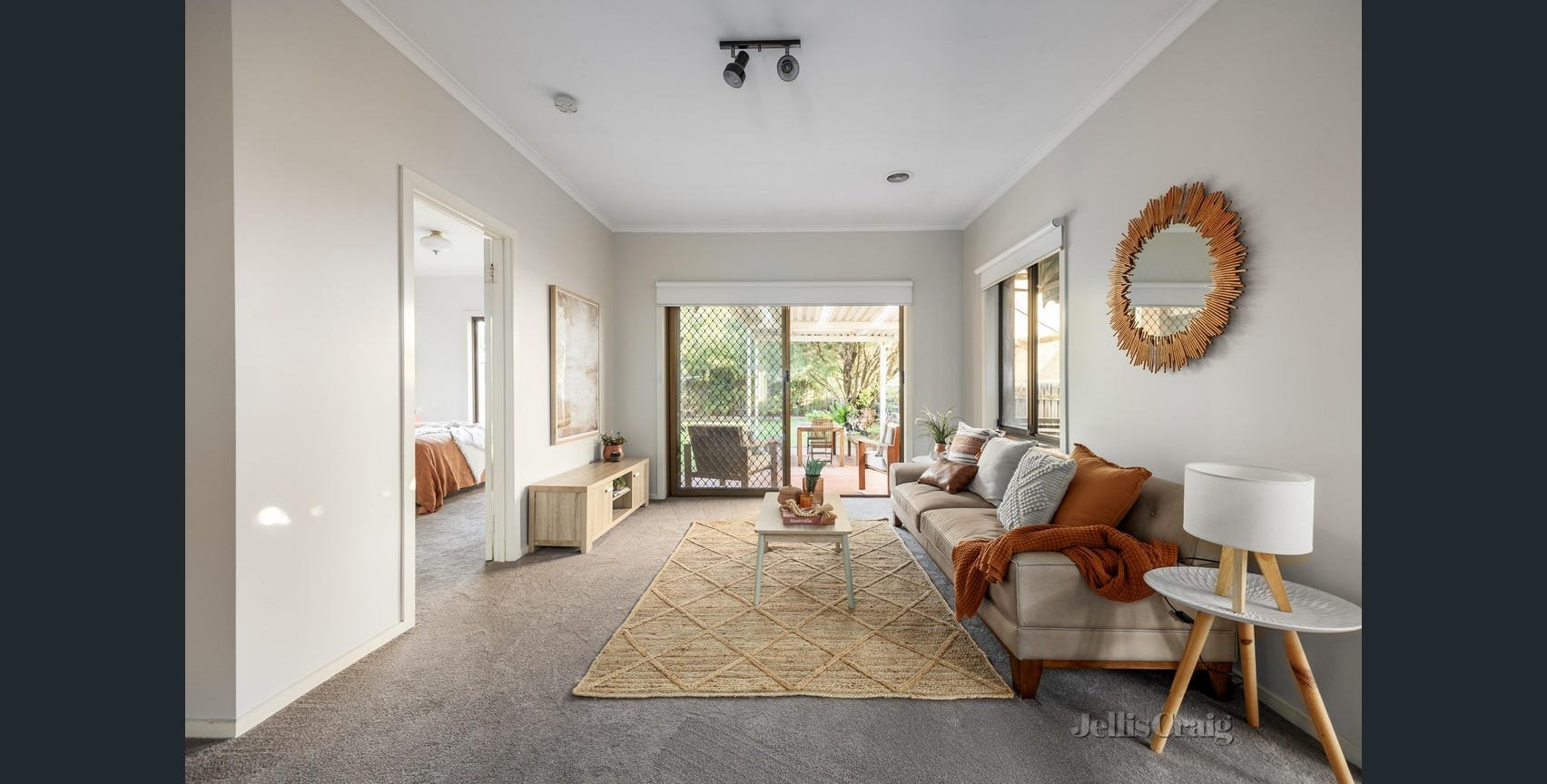 10 Sycamore Avenue, Mentone image 6