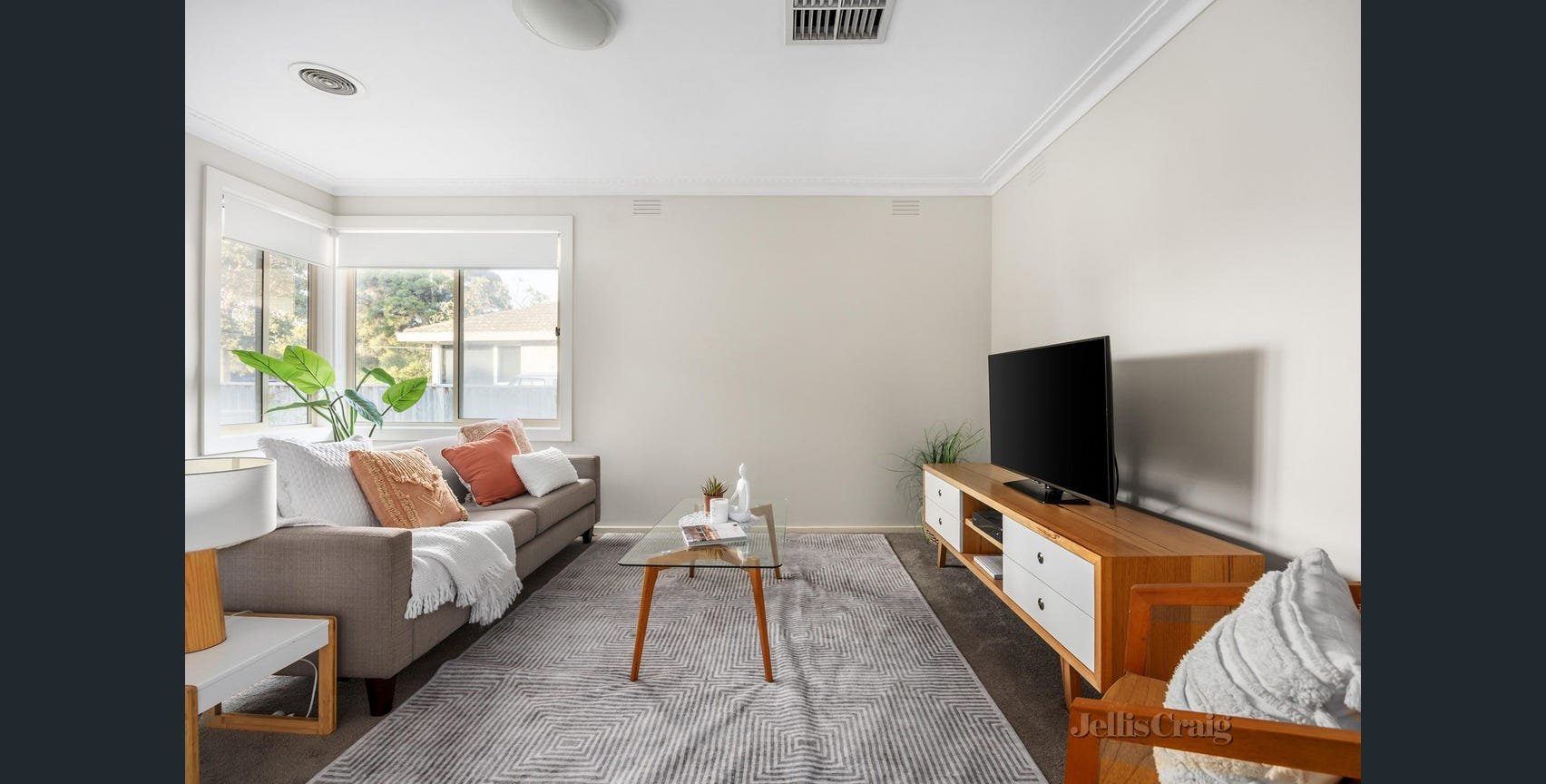 10 Sycamore Avenue, Mentone image 10