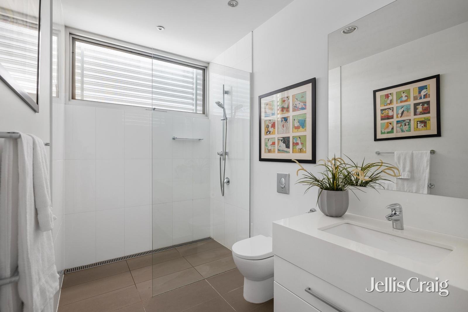 10 Tanner Street, Richmond image 16