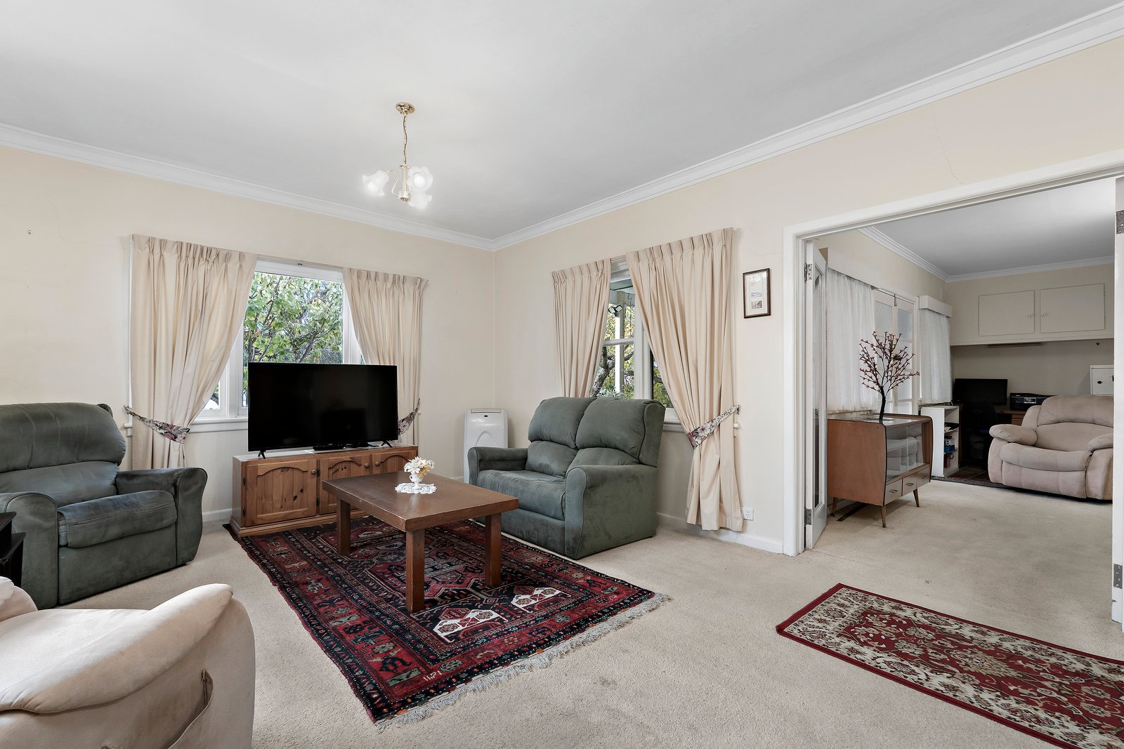 Property Gallery Thumbnail 2