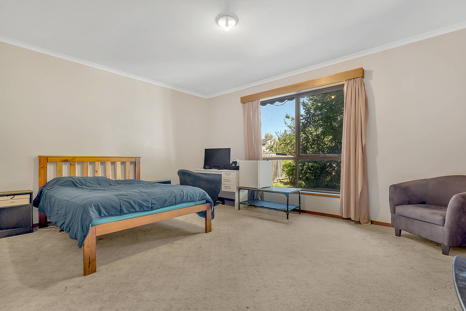 Property Gallery Thumbnail 4