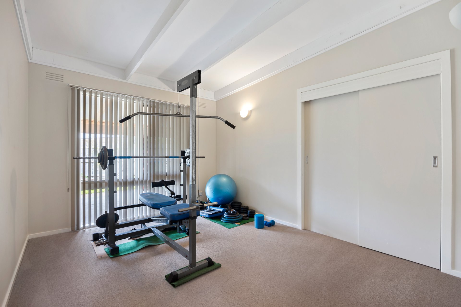 10 Tinapher Drive RYE