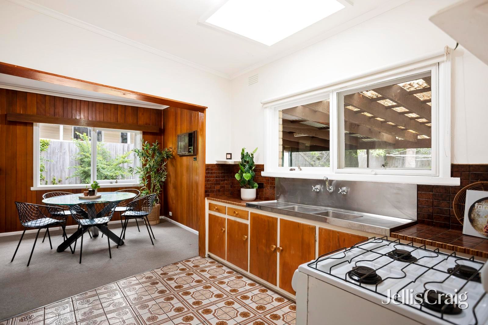 10 Tintern Avenue, Bayswater North image 4