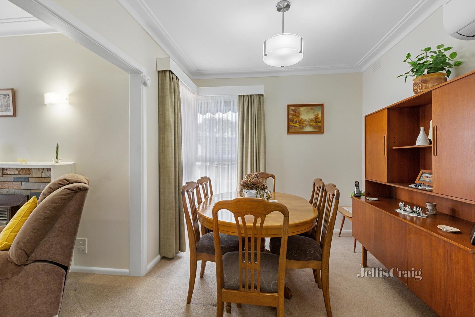 10 Torroodun Street, Mount Waverley image 5