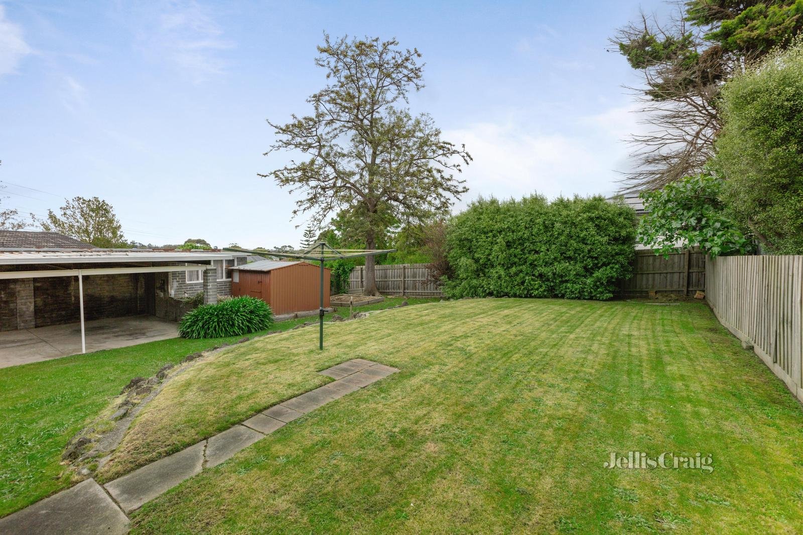 10 Torroodun Street, Mount Waverley image 10