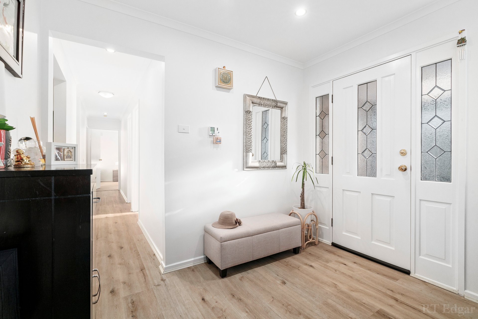 Property Gallery Thumbnail 3