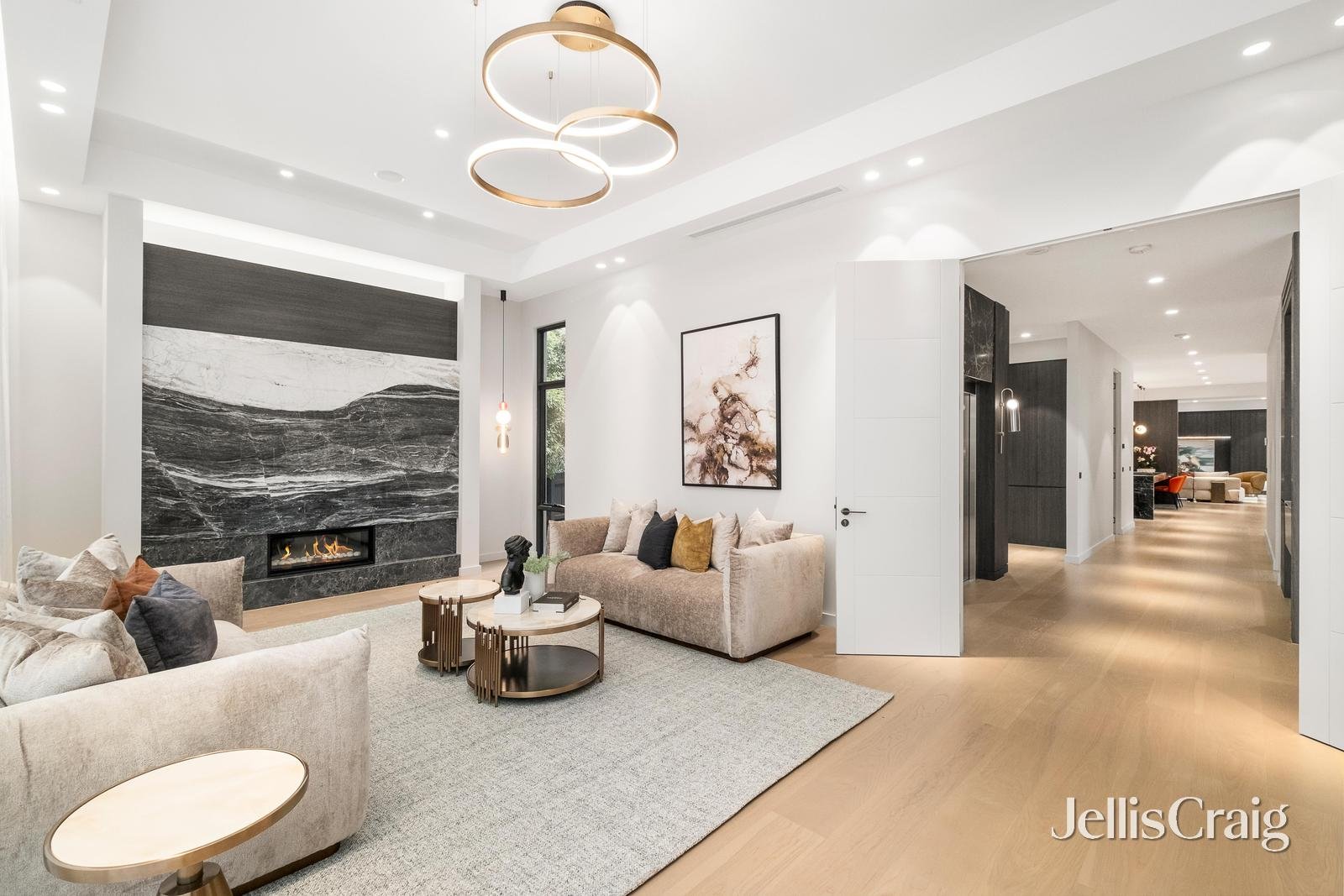 10 Trevor Court, Mount Waverley image 3