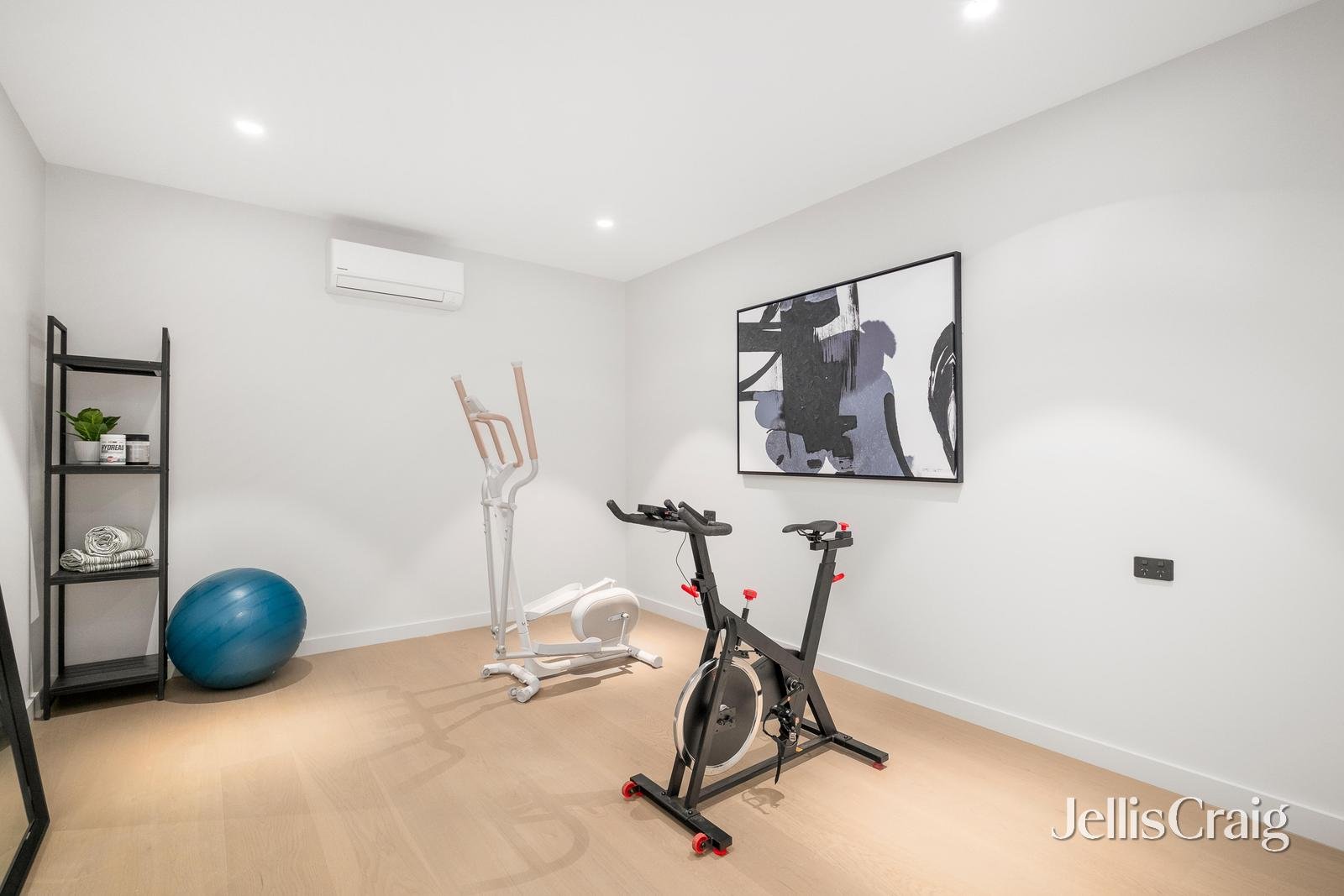 10 Trevor Court, Mount Waverley image 18