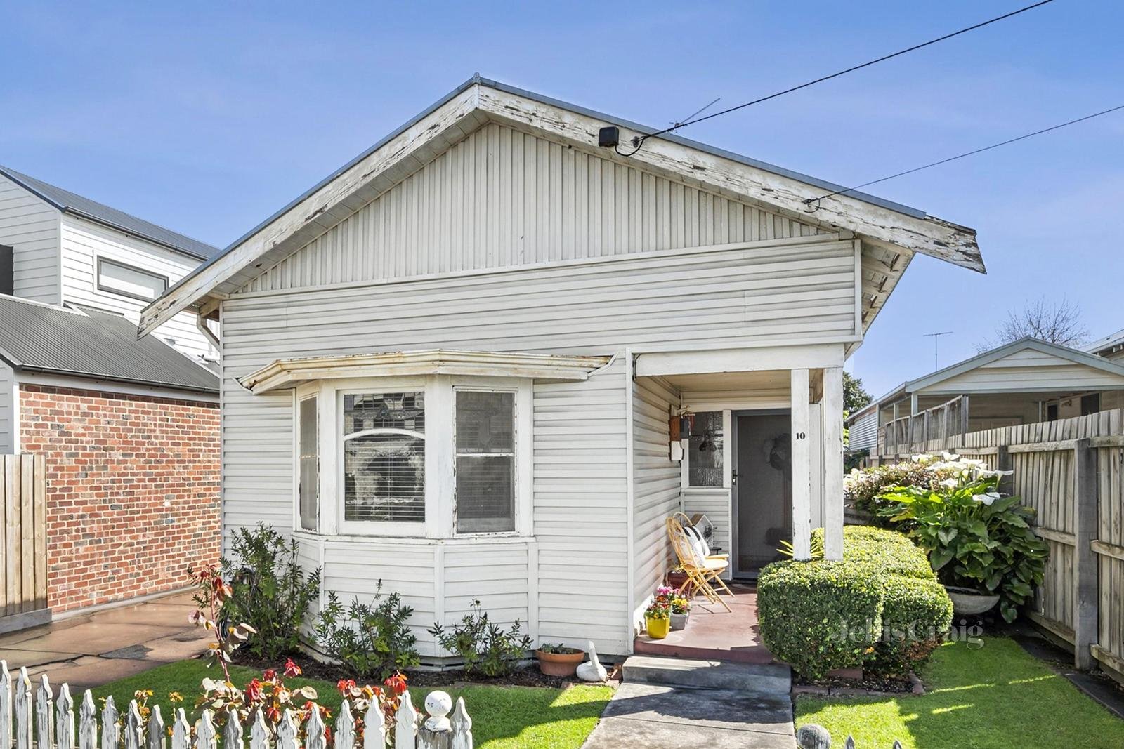 10 Tully Street, East Geelong image 1