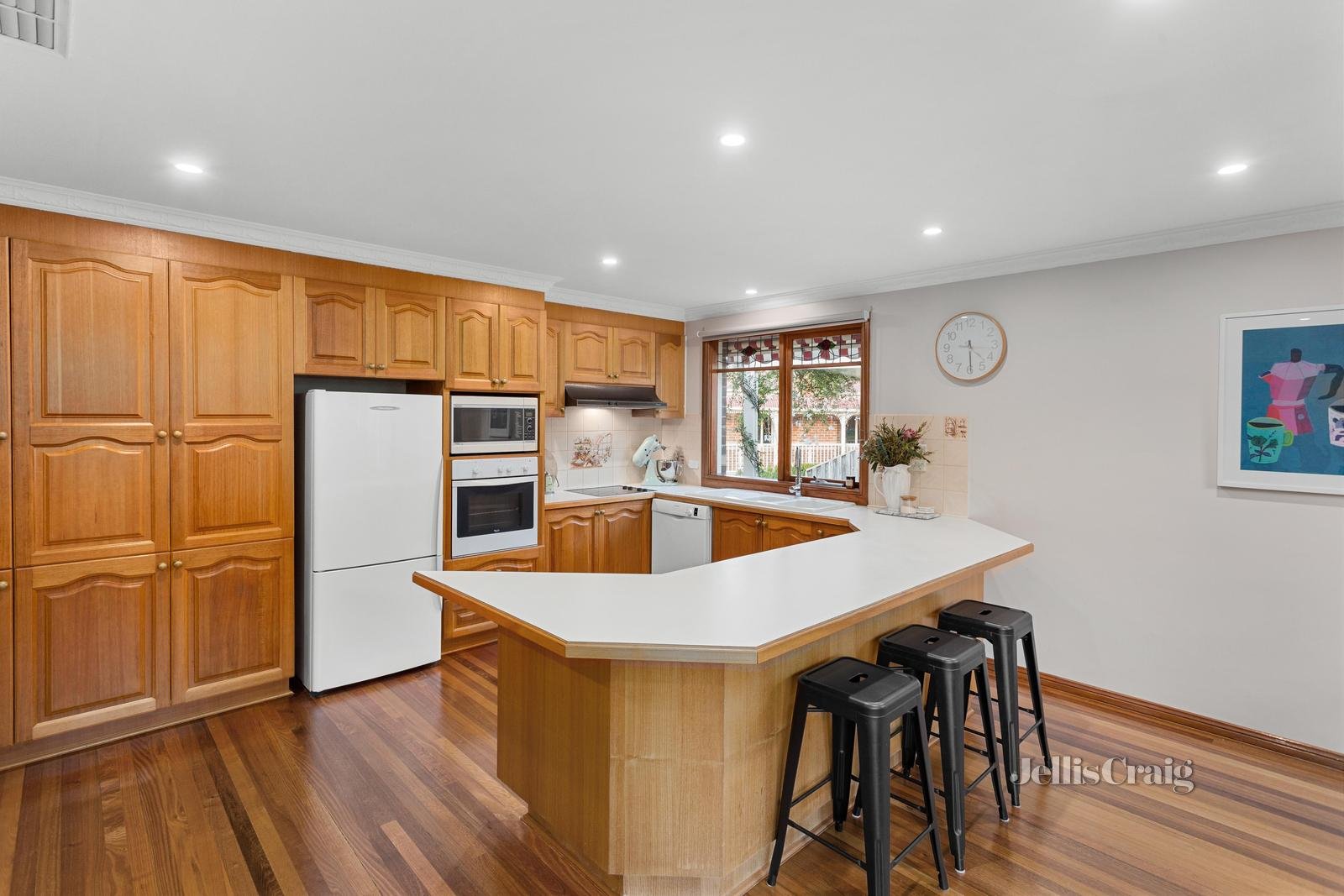 10 Upland Court, Eltham North image 6