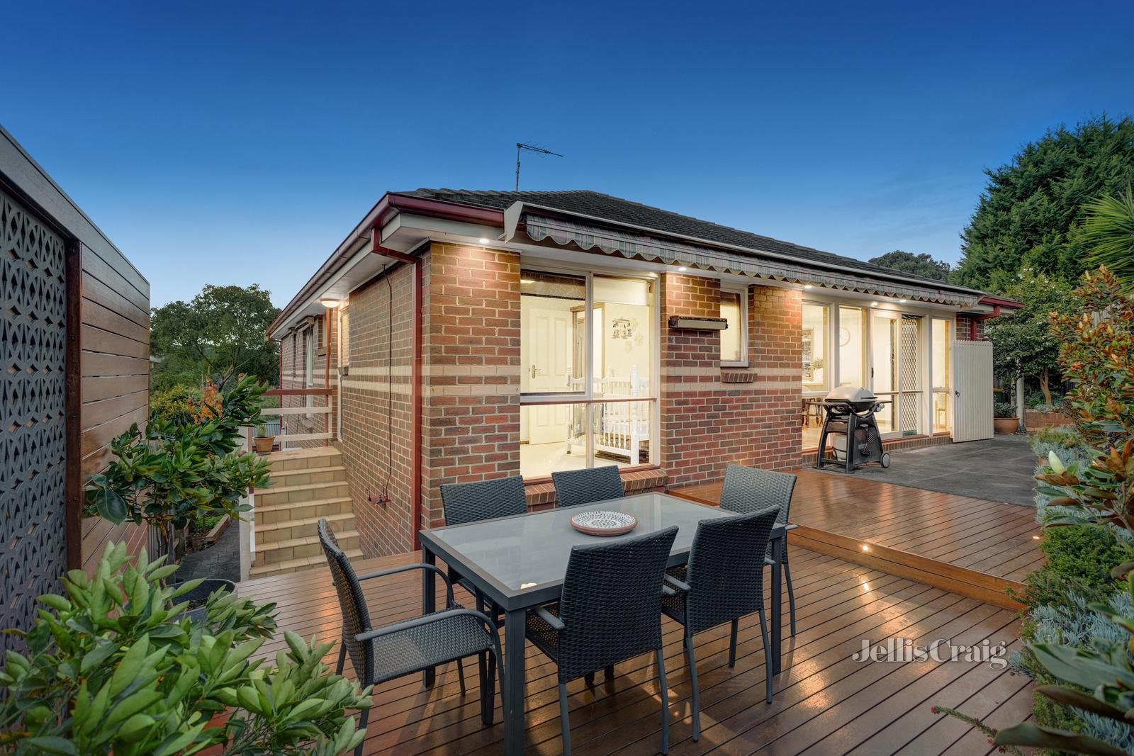 10 Upland Court, Eltham North image 12