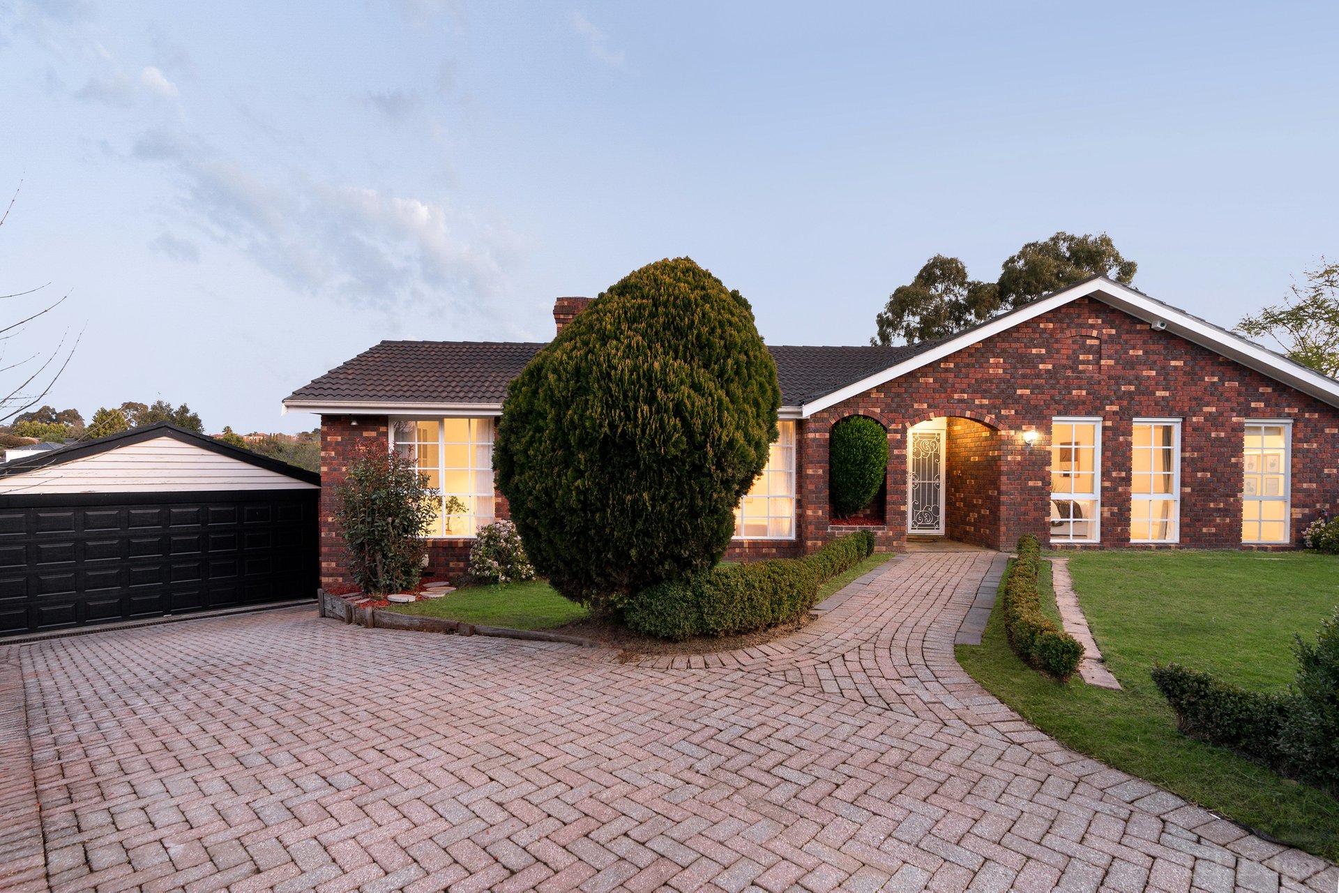 Property Gallery - Main Image
