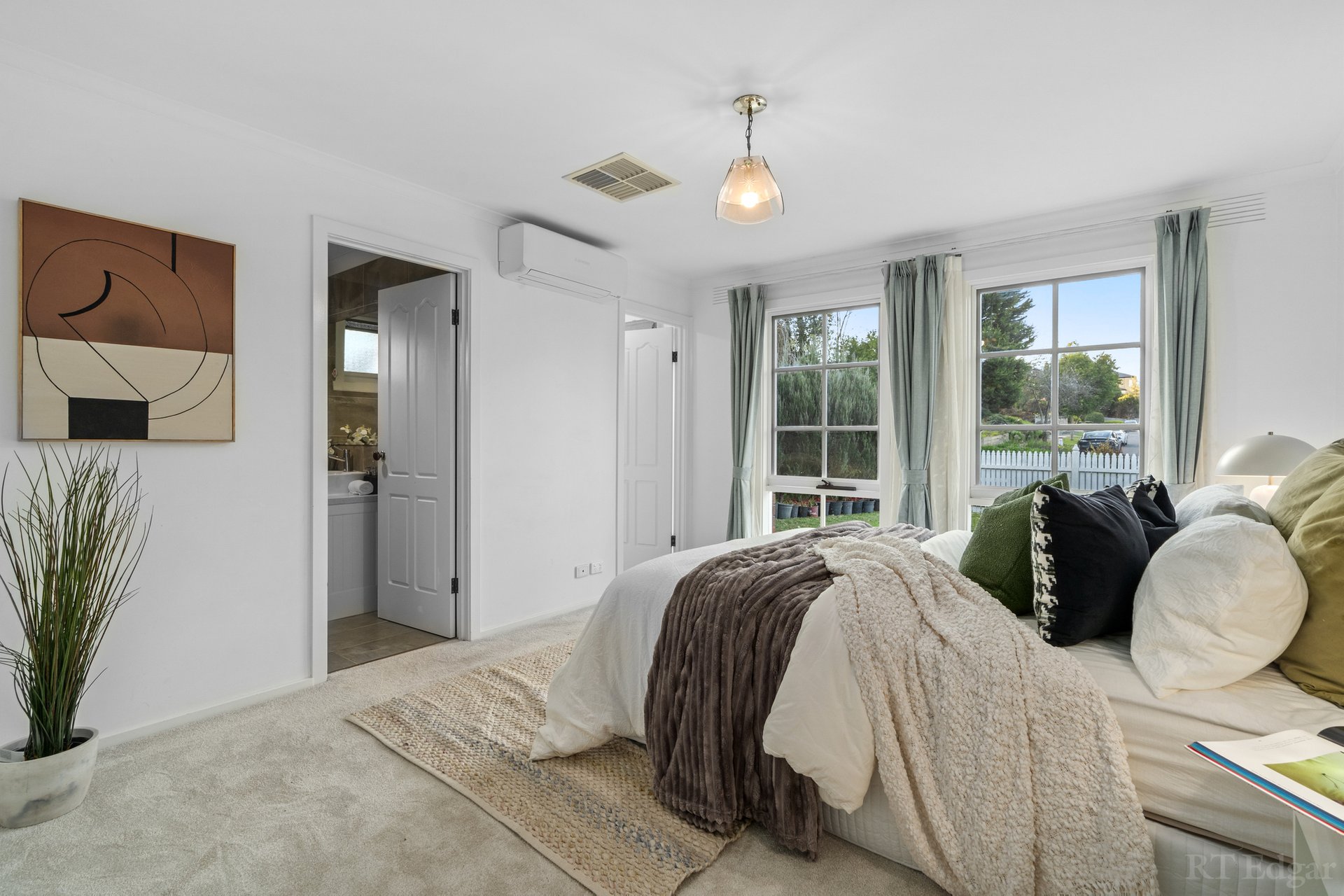 Property Gallery Thumbnail 15