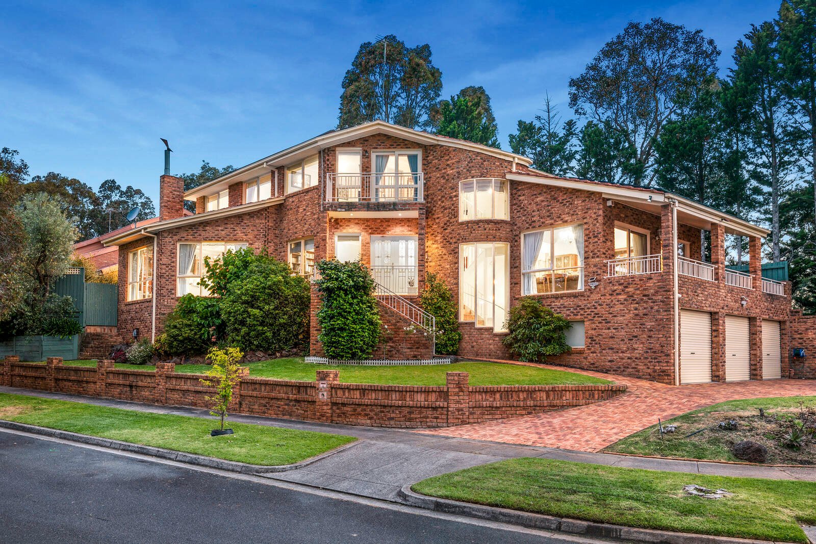 Property Gallery - Main Image