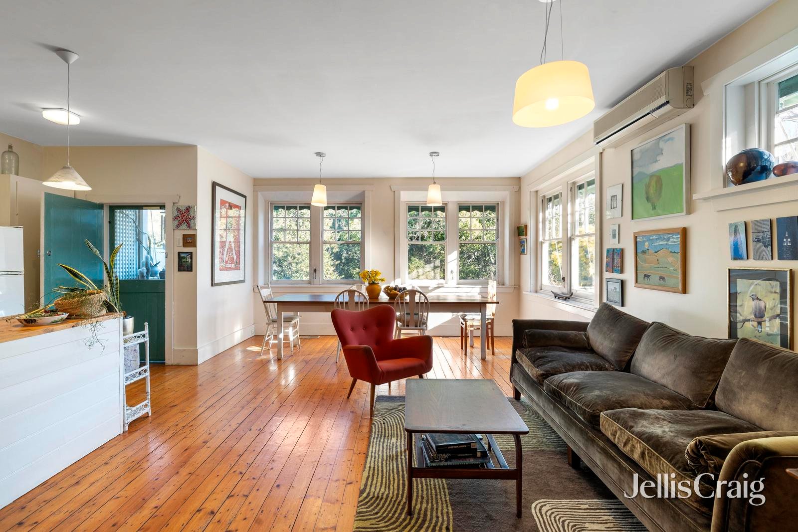 10 Verdun Street, Surrey Hills image 4