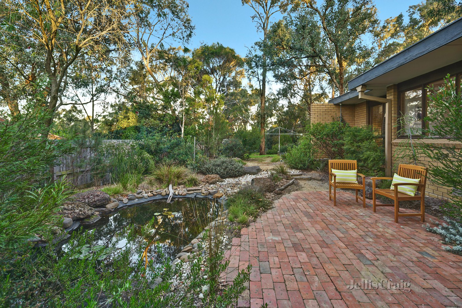 10 View Hill Crescent, Eltham image 6