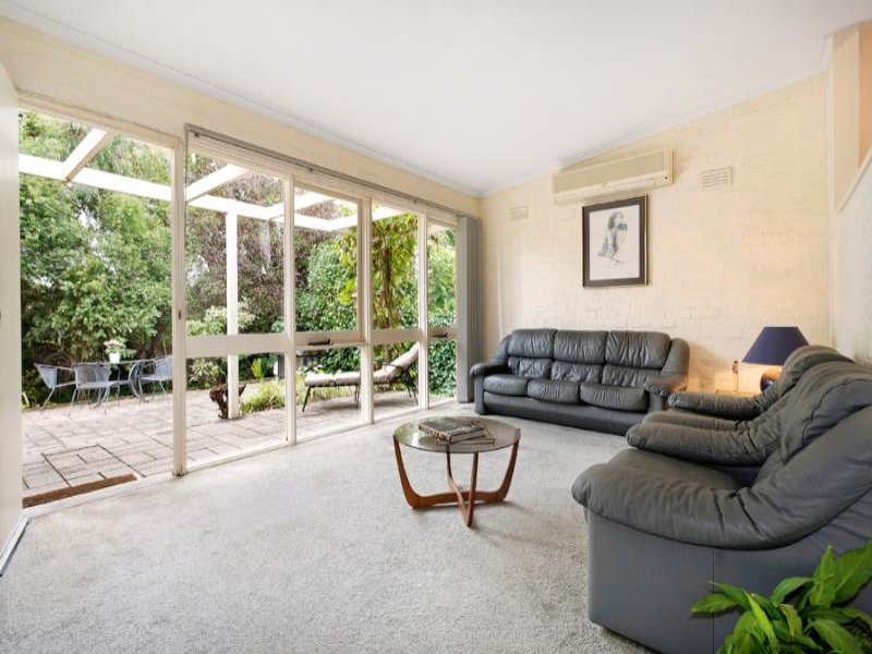 10 View Hill Road, Balwyn North image 4