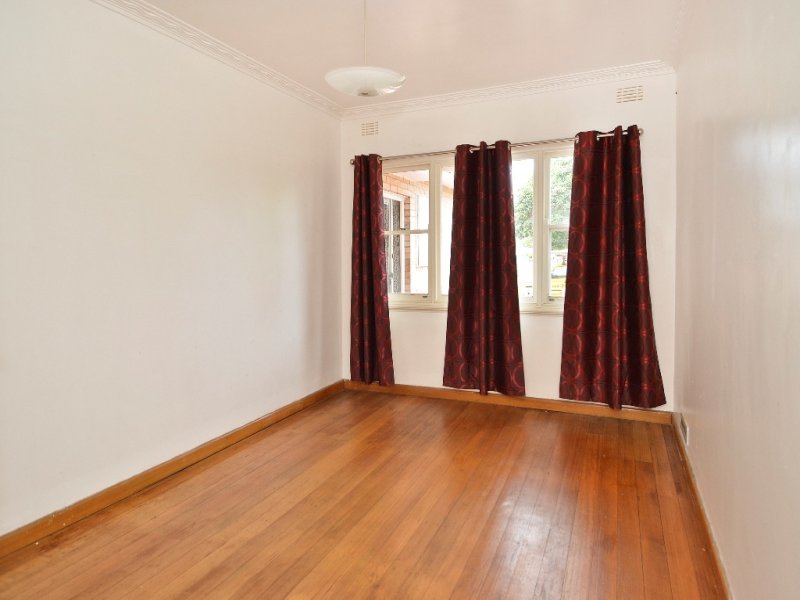 10 Vines Road, Hamlyn Heights image 5